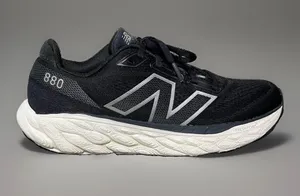 New Balance Fresh Foam X 880v14 W880K14 Women’s Black/White Running Shoes Size 9 thumbnail 1