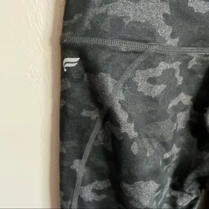 Fabletics Power-hold Black Green Camo 25 in‎ Leggings thumbnail 5