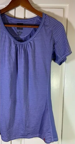 The North Face T Shirt Womens Medium Purple Stripes Outdoorsy Hiking‎ READ thumbnail 1