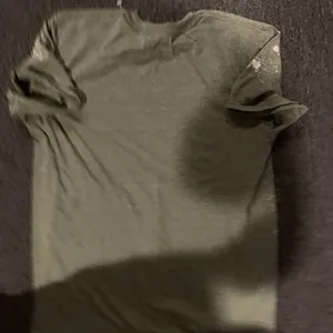 Size medium women harley shirt thumbnail 4