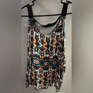 Willow & Clay Geometric Boho Pattern Top Size‎ Medium thumbnail 6