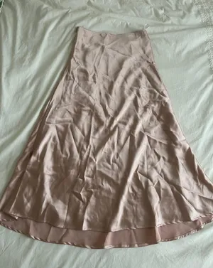 SheIn Mermaid Pink Satin Skirt thumbnail 4