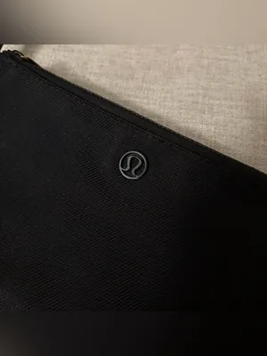 Lululemon Double Zipper Compartment Wristlet Black thumbnail 2