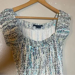 Calvin Klein‎ Jeans White Top with Aqua & Navy Vine Print Earthy summer casual M thumbnail 2