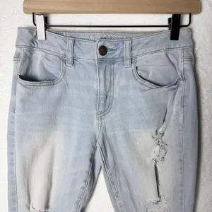 American Eagle Jegging Crop Light Wash Distressed Women's size 4 Regular thumbnail 3