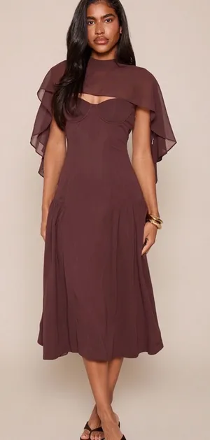 CHOCOLATE CHIFFON CAPE MIDI DRESS Pretty Little Thing thumbnail 1