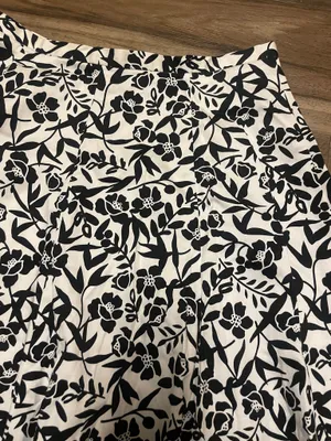 HILLARD & HANSONS Women's Twirl Skirt A-Line Black & White Floral Full Size 6 thumbnail 7