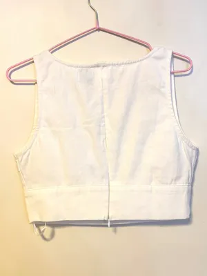 Princess Polly Going Out Deep V Neck Sleeveless Crop Top White Womens Size 4 NWT thumbnail 2