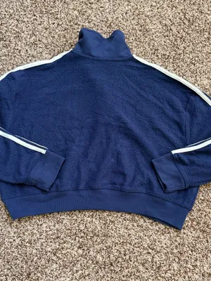 PINK - Victoria's Secret polo style cropped pullover with Laurel Emblem - sz medium NWT thumbnail 2