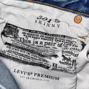 Levi's 501‎ Womens High Rise Button Fly Distressed Skinny Denim Jeans Blue Sz 24 thumbnail 10