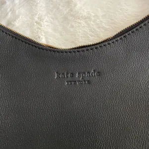 Kate Spade Black Leather Shoulder Bag Purse thumbnail 4