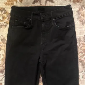 MOTHER The Insider Crop Step Fray Jeans in Not Guilty thumbnail 5