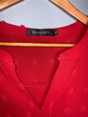 Merokeety Split-Neck Textured Short-Sleeve Blouse in Red XL thumbnail 3