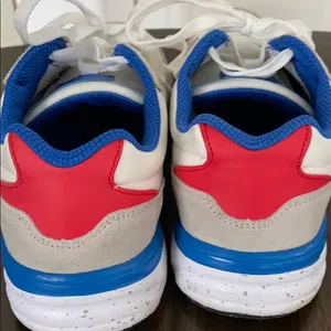 - Steve Madden sneakers thumbnail 6
