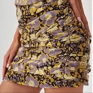 NWT Zara One Shoulder Metallic Floral Mini‎ Dress in Purple Gold Size Medium thumbnail 2