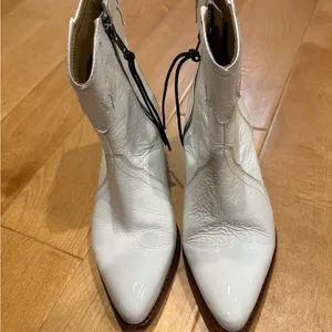 Free People New Frontier Western ankle boot bootie cowgirl white 37 7 thumbnail 3