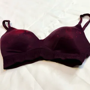Victoria’s Secret Pink Wireless Bra 32C thumbnail 5