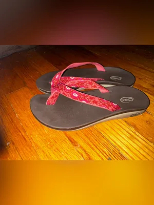 Chacos Women’s Classic Flip Flops Pink Pattern LUVSEAT Arch Support Sandals Beach thumbnail 4