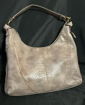 Liz Claiborne Women’s Taupe Textured Hobo Shoulder Bag Purse thumbnail 1