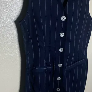 A Byer California navy blue pinstripe tailored mini vest dress v neck 90s size 5 thumbnail 3
