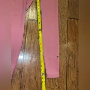 Nike dri-fit pink mauve leggings pants woman’s size small thumbnail 4