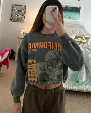 Adika Cropped Pullover thumbnail 2