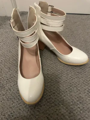 White Dress Shoes Size 9 thumbnail 4