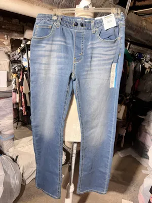 SIGNATURE GOLD LEVIS Boys ATHLETIC PULL-ON FLEX COMFORT MOVES WITH YOU jeans NWT New with tag Same day shipping Smoke and pets free thumbnail 1
