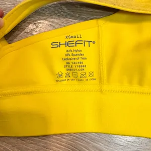 SHEFIT Yellow Front Zip Sports‎ Bra High Impact Support Womens XSmall XS thumbnail 4