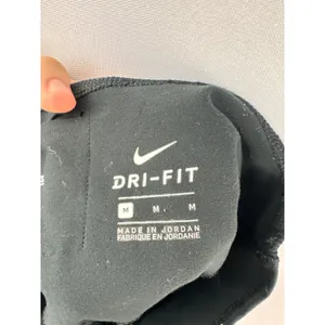 Women’s Nike Medium Black Sports Leggings thumbnail 5