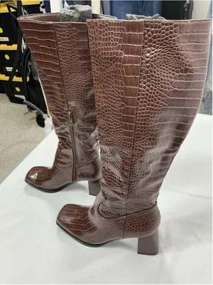 Womans Suedi Knee High Boots Brown Croc Faux Leather 8 Block Heel 1/2 Zip NWOT thumbnail 2