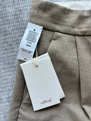 Aritzia Wilfred Tailored Shorts  thumbnail 2