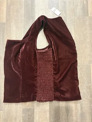 Gap velvet Tank top large Burgundy square neck, smocked sides holiday party NWT thumbnail 5