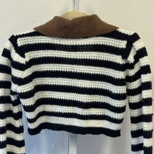 Storets Black White Striped Cropped Cardigan Brown Collar S/M Contemporary thumbnail 5