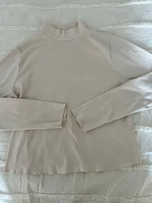 Versona off white cropped mock neck thumbnail 1