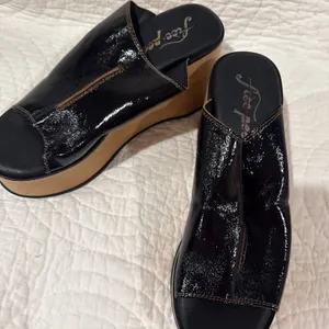 NEW 40/9 Black Free People Gabriela Clogs Platform Wedge Black Patent Leather thumbnail 2