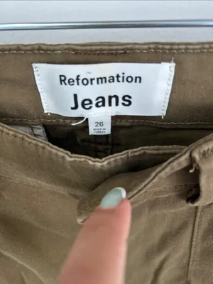 Reformation Bilijana Relaxed Cargo Pants Olive thumbnail 4