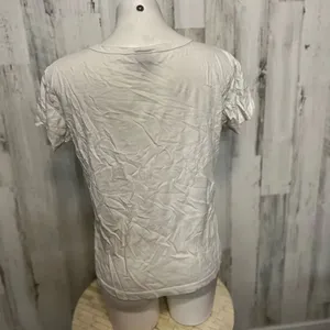 White top  thumbnail 3