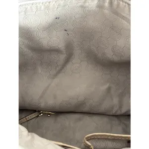 Michael Kors - Jet Set Signature - Vanilla Tote Bag thumbnail 8
