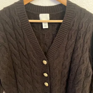 H&M‎ Cable Knit Cardigan S Chunky Chocolate Brown Old Money Wool Blend thumbnail 3