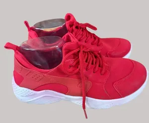 Just Be Women's Casual Fashion Sneakers White Soles Laces Red Size 7 thumbnail 3