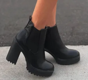 Refresh Black Chunky Lug Sole Slip On Bootie thumbnail 1