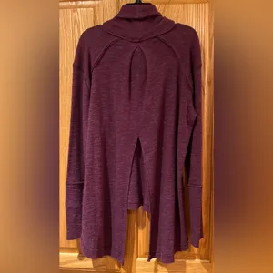 Free People We the Free Oversized Split Back Turtleneck Sweater Tunic Top‎ Plum thumbnail 9