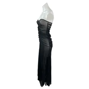 PrettyLittleThing x Naomi Campbell Black Bandeau Ruched Strapless Blouse Top 4 thumbnail 2