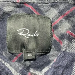 Rails Plaid Long Sleeve Button Down Shirt Womens‎ Size Extra Small thumbnail 3