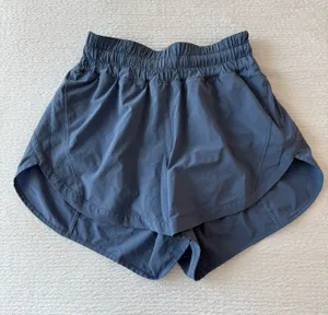 Lululemon Shorts High-Rise 3" Track That thumbnail 1