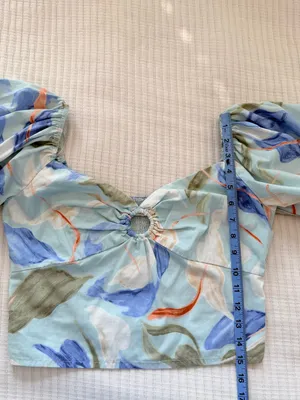 Abercrombie & Fitch Pastel Blue Floral Puff-Sleeve Crop Top thumbnail 8