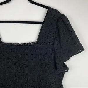 Torrid Sz 3X Black Square Neck Smocked Eyelet Peplum Top Short Sleeve thumbnail 4