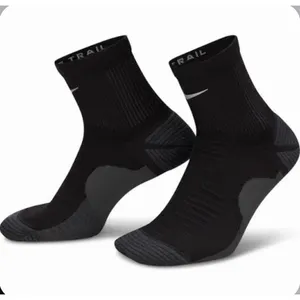 1 Pair Nike Trail Dri-Fit Running Ankle Socks Wool Blend Womens Size 7.5-9 Black thumbnail 1