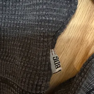 BDG Charcoal Waffle-Knit Crop Top thumbnail 2